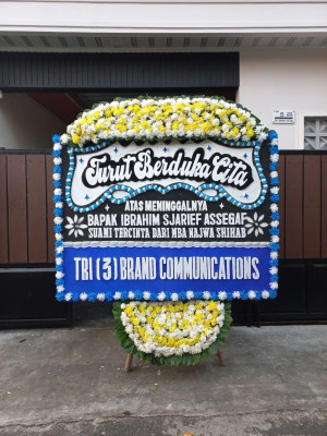 Papan Bunga Duka di Taratara
